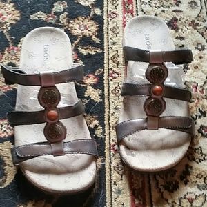 Taos sandals